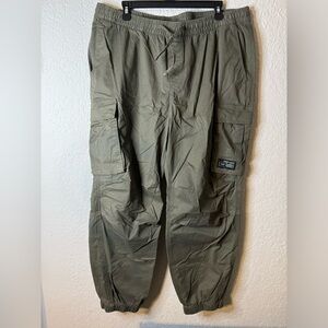 Cargo pants